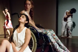 2015-ConCuerpos-NADAESFIJO-MarlenForero